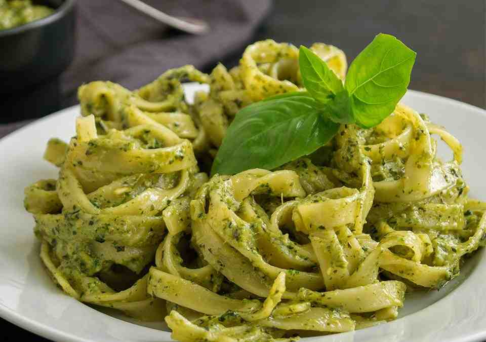 Pasta with pesto souce
