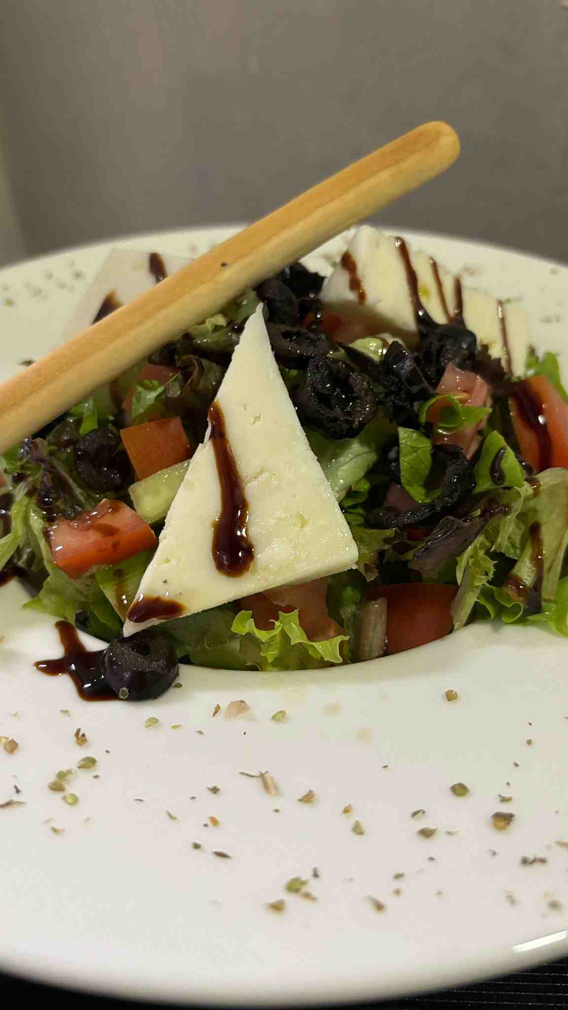 GRAIN SALAD WITH "EZİNE CHEESE"