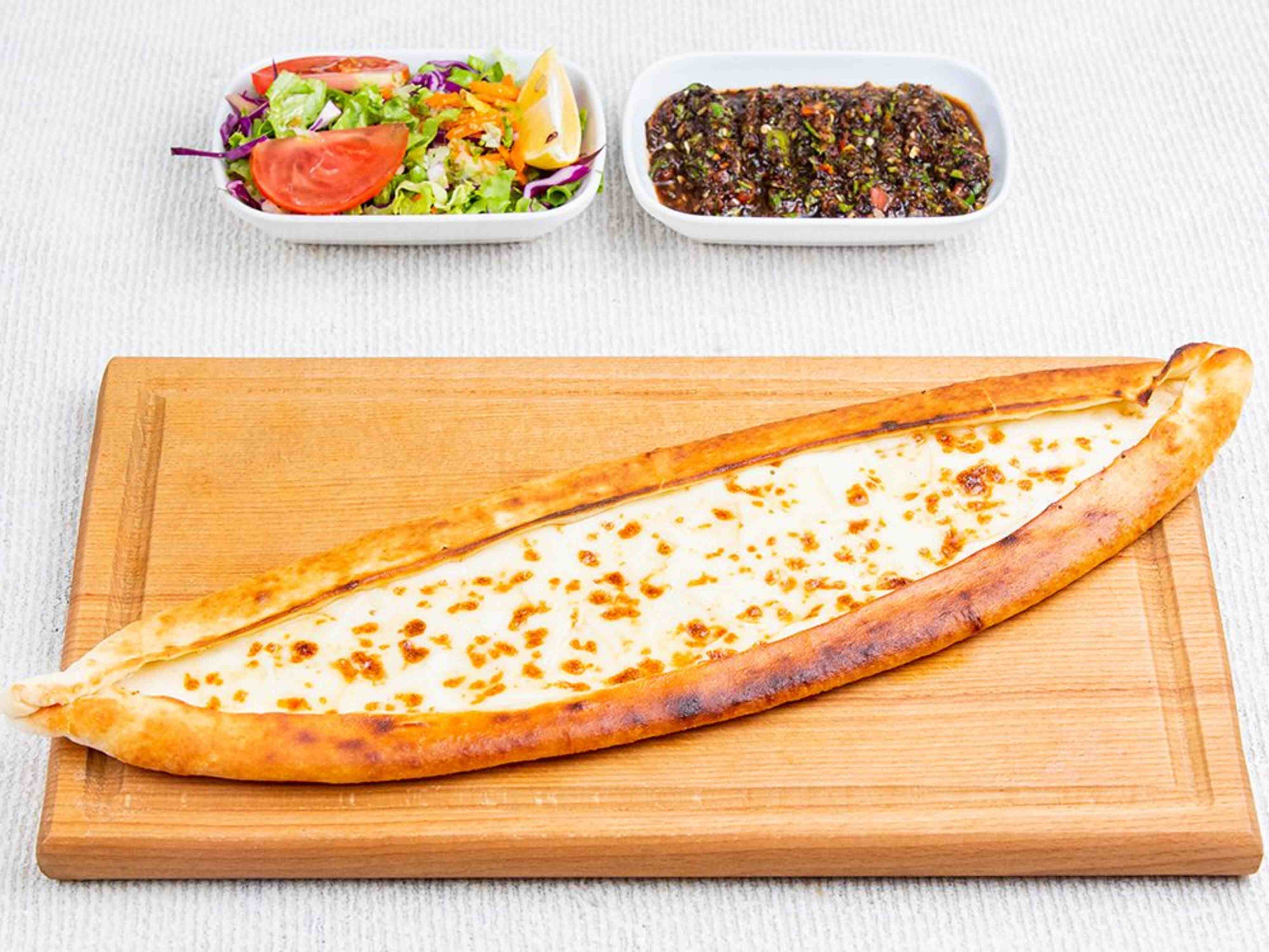 Kaşarlı Pide