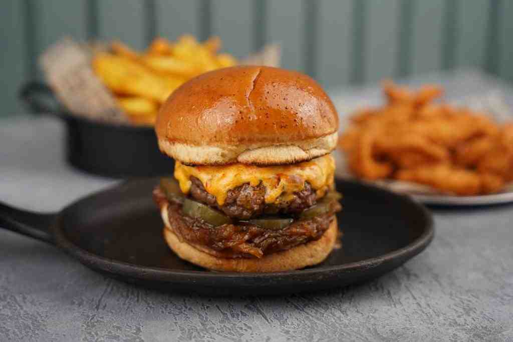 CHEESEBURGER