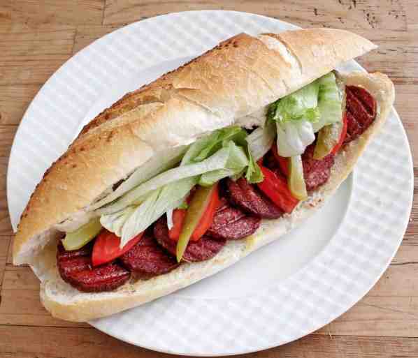 Sucuk Ekmek