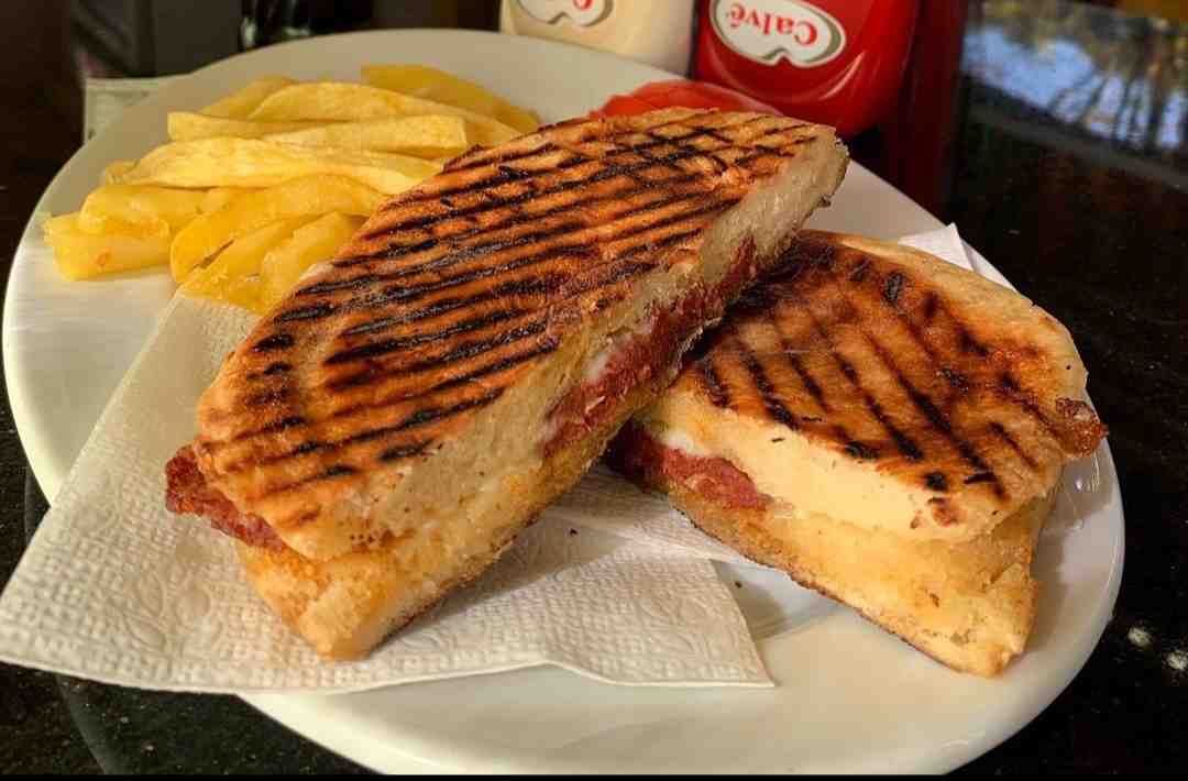 Bazlama Tost