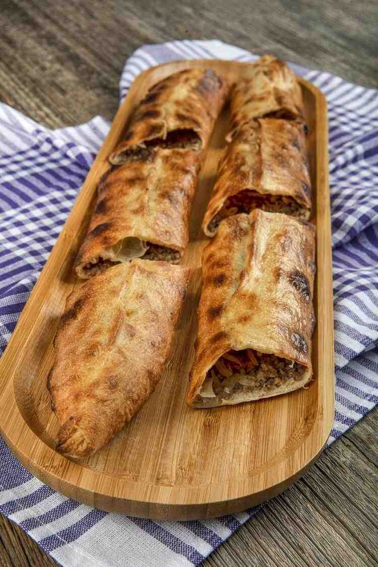 <font style="vertical-align: inherit;"><font style="vertical-align: inherit;">Dönerli Pide</font></font><br>