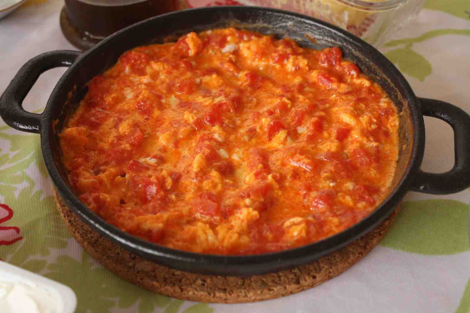 MENEMEN